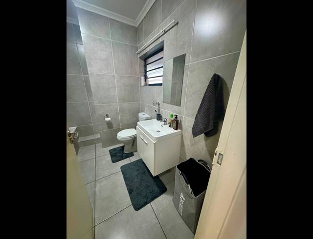 2 BEDROOM APARTMENT FOR SALE IN BRENTWOOD